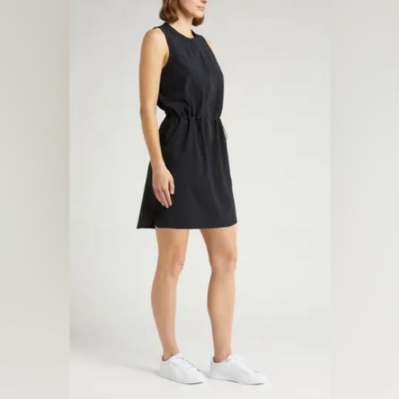 ATHLETA Rincon *SOLD OUT* black performance sleeveless athletic exercise dress - Picture 1 of 8